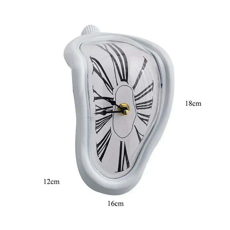 Surreale schmelzende Uhr